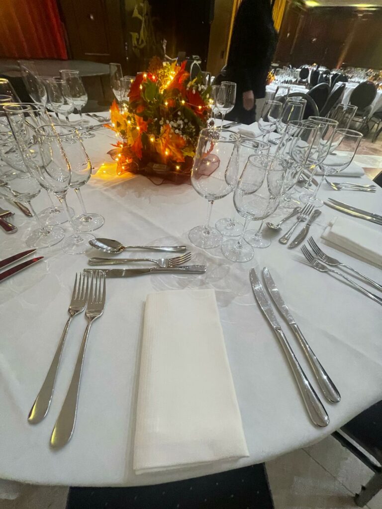 Table dressée au Casino d'Aix les Bains